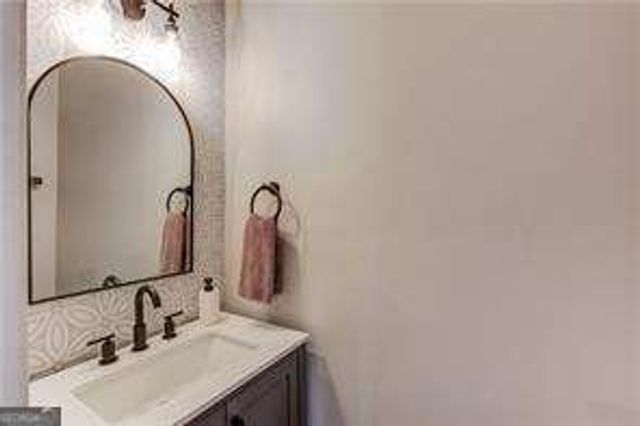 4089 Spring Cove Drive, Duluth, GA 30097