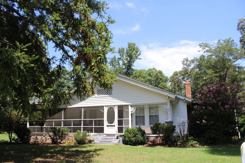 675 Old Mill Road, Campobello, SC 29322