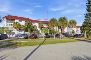 2061 NW 47th Terrace 402, Lauderhill, FL 33313