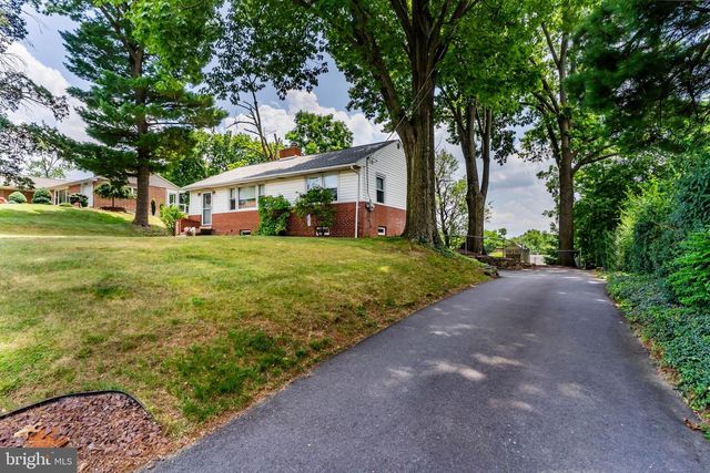 1107 ENTERLINE RD, Harrisburg, PA 17110