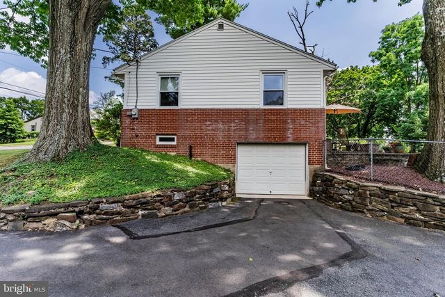 1107 ENTERLINE RD, Harrisburg, PA 17110
