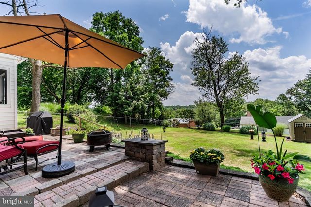 1107 ENTERLINE RD, Harrisburg, PA 17110