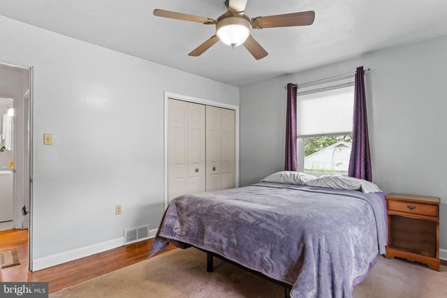 1107 ENTERLINE RD, Harrisburg, PA 17110