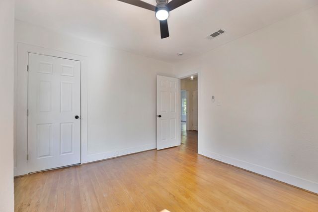 2244 Alston Avenue, Fort Worth, TX 76110