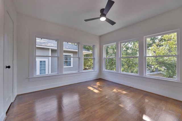 2244 Alston Avenue, Fort Worth, TX 76110