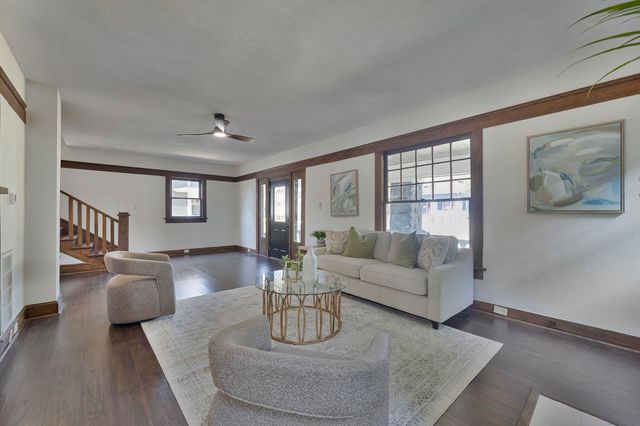 2244 Alston Avenue, Fort Worth, TX 76110
