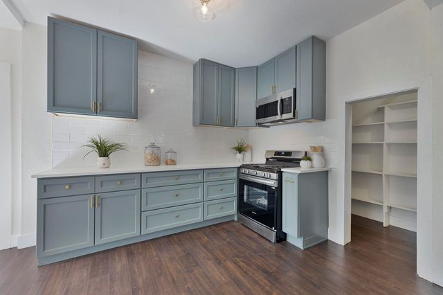 2244 Alston Avenue, Fort Worth, TX 76110