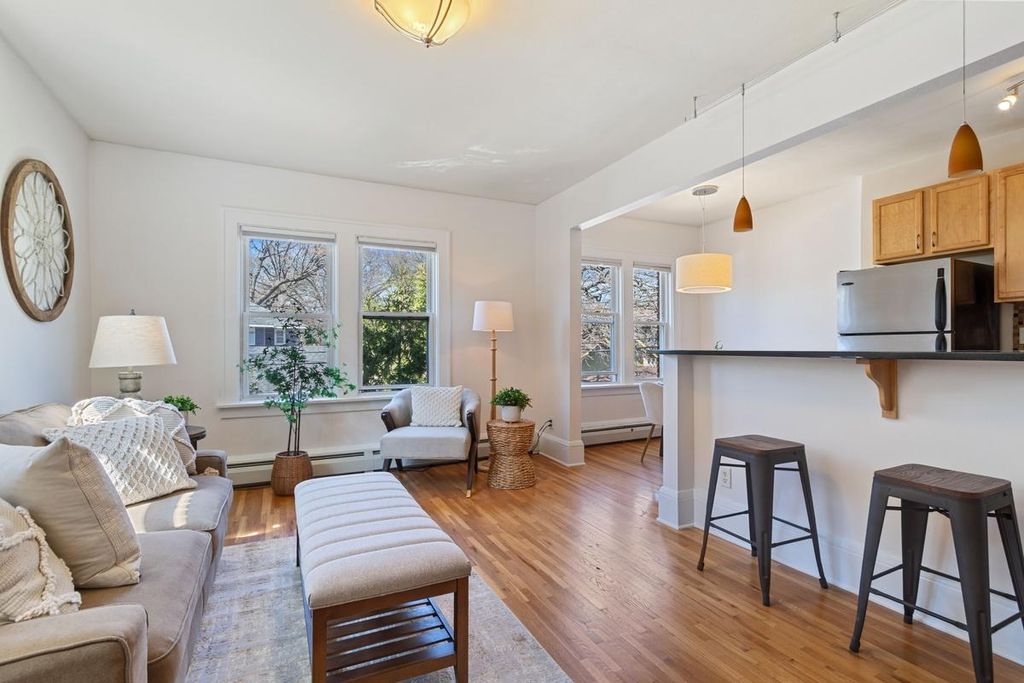 3520 Emerson Avenue S 205, Minneapolis, MN 55408 — photo 3
