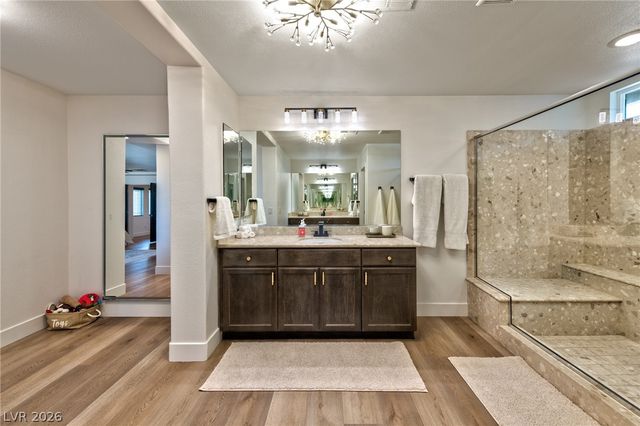 9758 Hawk Crest Street, Las Vegas, NV 89141