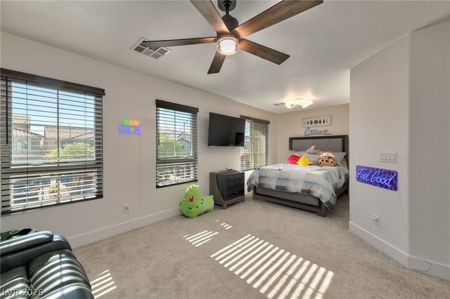 9758 Hawk Crest Street, Las Vegas, NV 89141