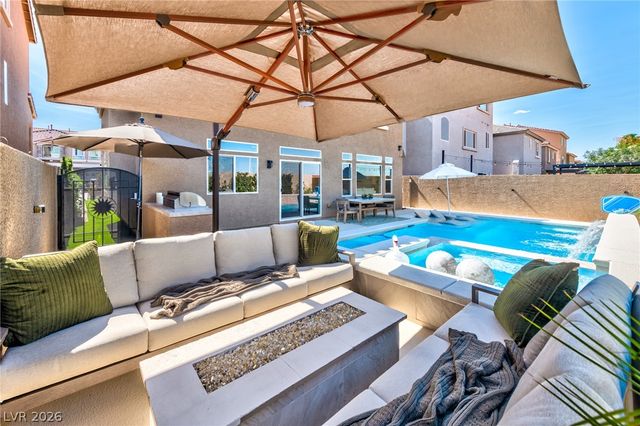 9758 Hawk Crest Street, Las Vegas, NV 89141