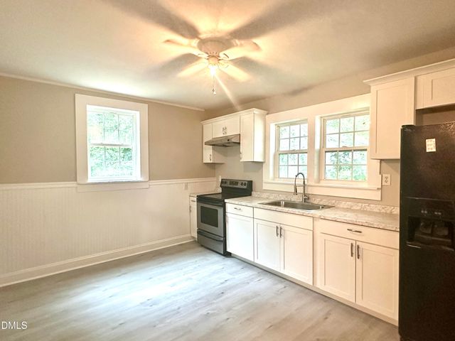 408 E Nash Street, Louisburg, NC 27549