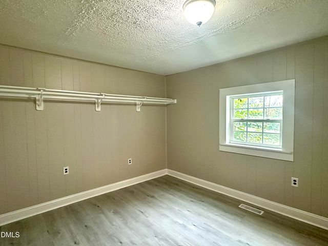 408 E Nash Street, Louisburg, NC 27549