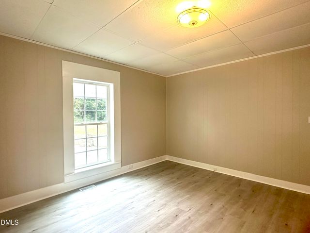 408 E Nash Street, Louisburg, NC 27549