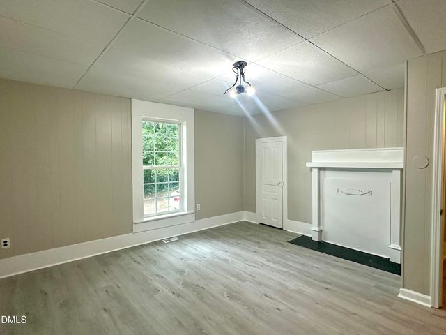408 E Nash Street, Louisburg, NC 27549