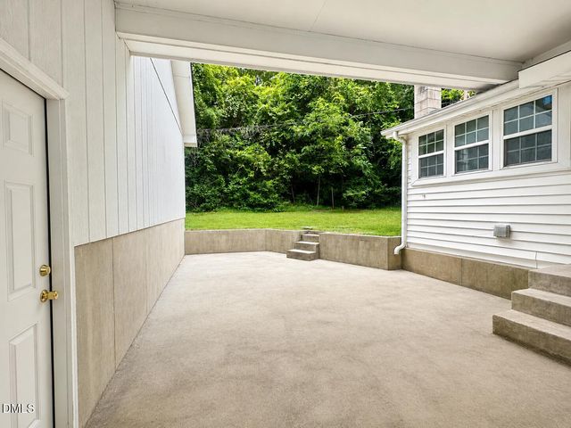 408 E Nash Street, Louisburg, NC 27549