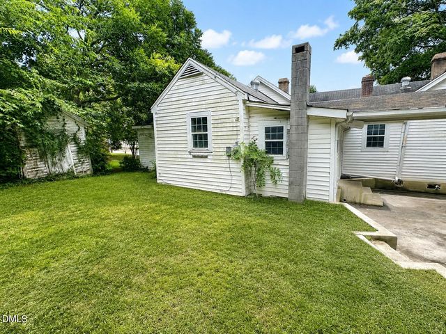 408 E Nash Street, Louisburg, NC 27549