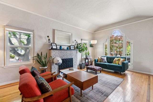 39 Humboldt Road, Burlingame, CA 94010