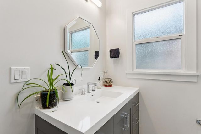 39 Humboldt Road, Burlingame, CA 94010