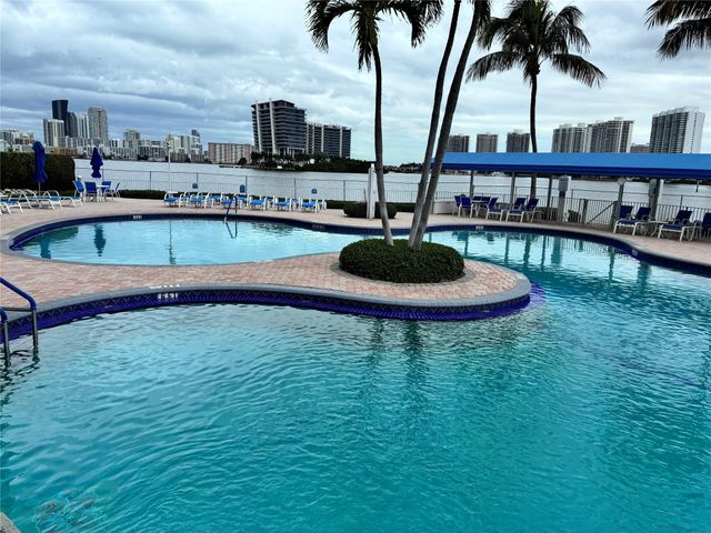 3530 Mystic Pointe Drive 512, Aventura, FL 33180