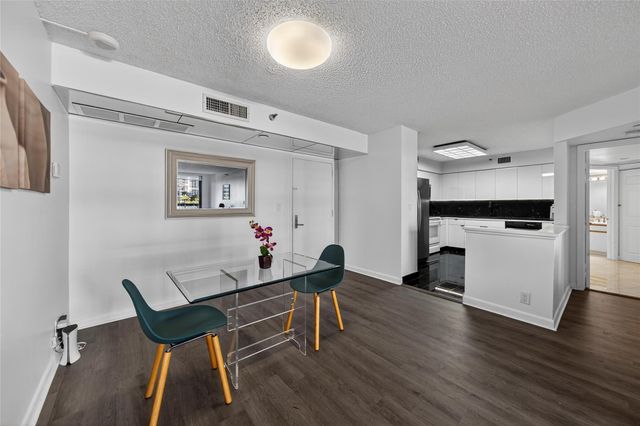 3530 Mystic Pointe Drive 512, Aventura, FL 33180