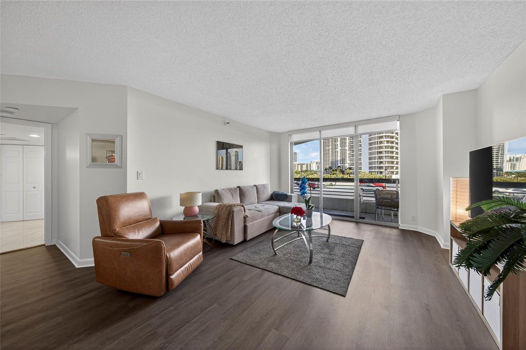 3530 Mystic Pointe Drive 512, Aventura, FL 33180