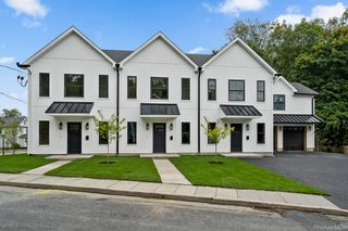 43 Wheeler Avenue A, Warwick, NY 10990