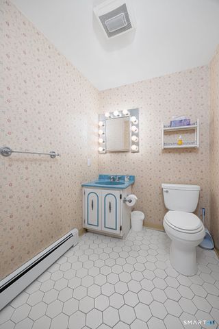 78 Knapp Street, Stamford, CT 06907