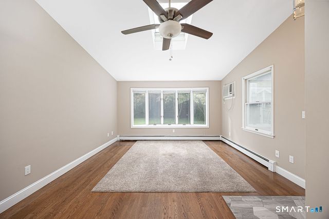 78 Knapp Street, Stamford, CT 06907