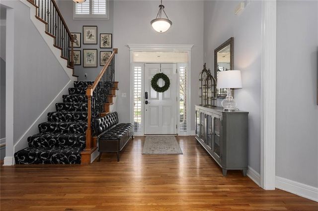 6180 N Nevada Avenue, Parkville, MO 64152