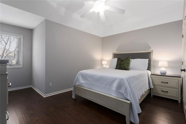 6180 N Nevada Avenue, Parkville, MO 64152