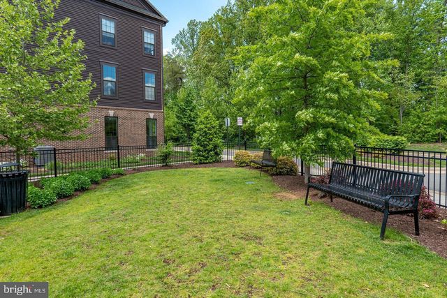 12558 OV DR, Fairfax, VA 22033