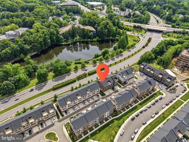 12558 OV DR, Fairfax, VA 22033