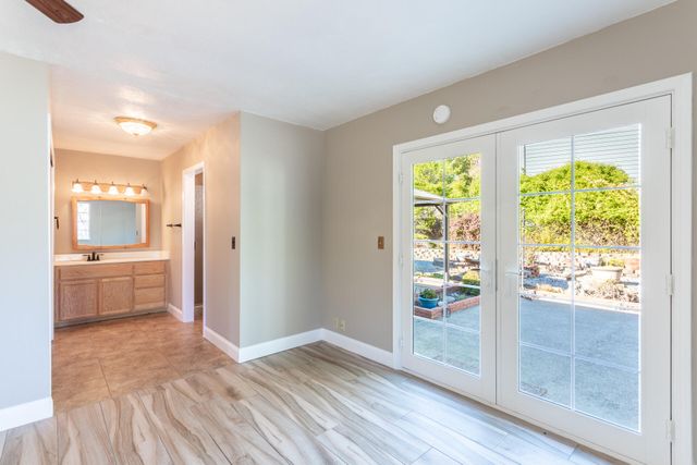 1945 Quails Nest Road, Redding, CA 96003