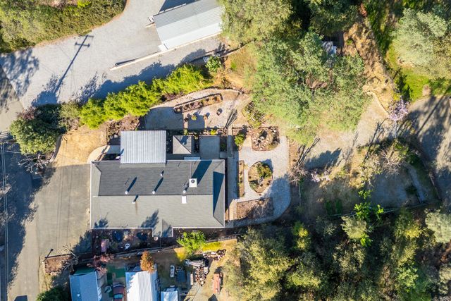 1945 Quails Nest Road, Redding, CA 96003