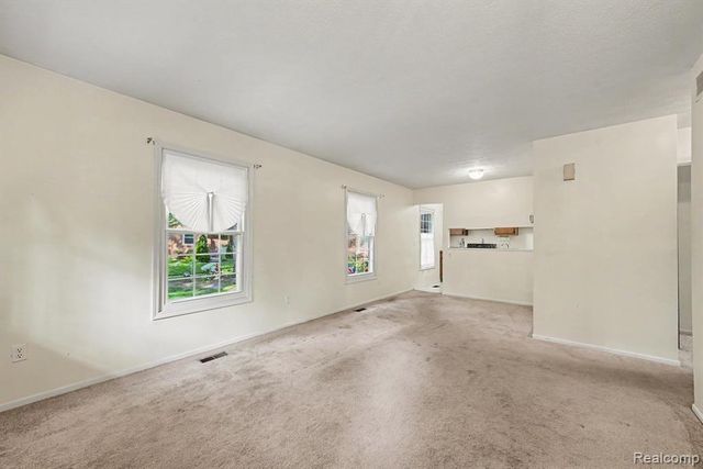 38211 Carolon Boulevard, Westland, MI 48185