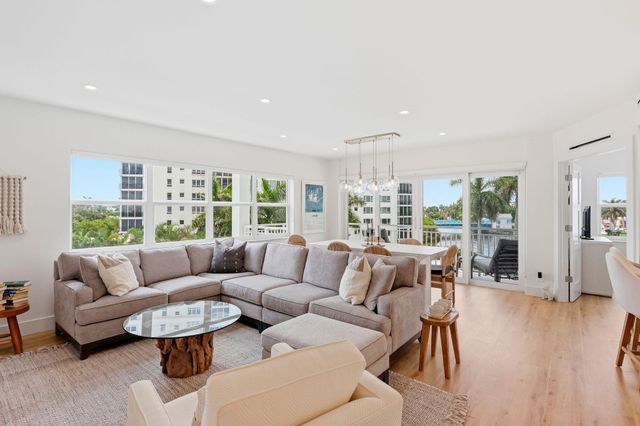 1000 Lowry Street 4F, Delray Beach, FL 33483