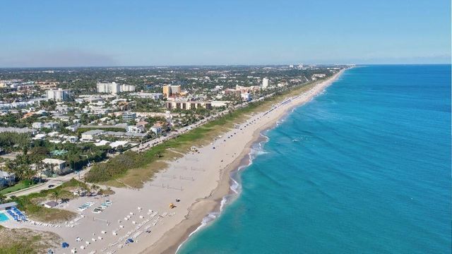 1000 Lowry Street 4F, Delray Beach, FL 33483