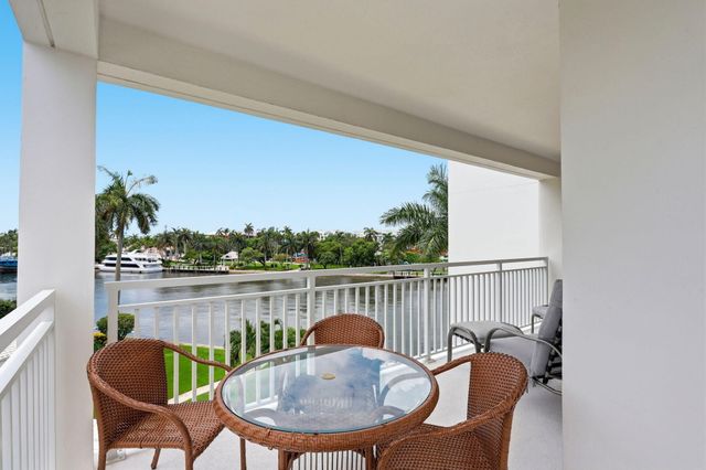 1000 Lowry Street 4F, Delray Beach, FL 33483