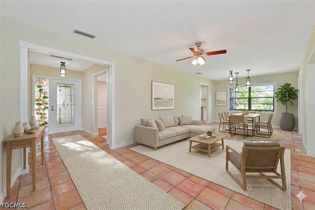 5652 Bolla CT, Fort Myers, FL 33919