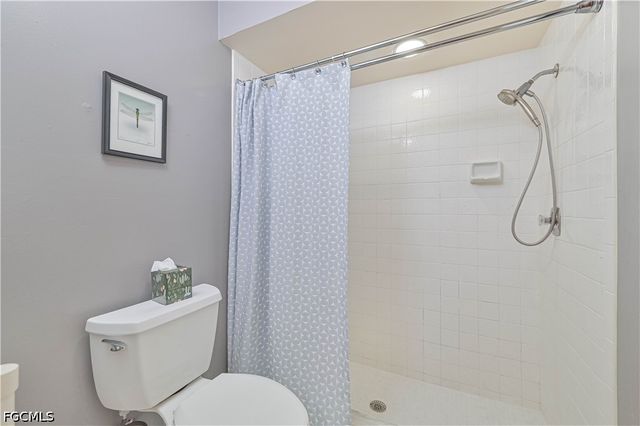 5652 Bolla CT, Fort Myers, FL 33919