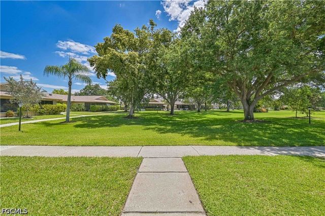 5652 Bolla CT, Fort Myers, FL 33919