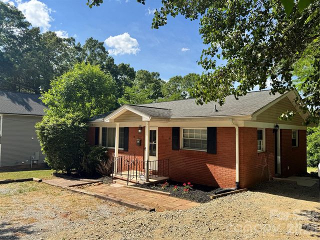 153 American Avenue NE, Concord, NC 28025