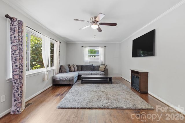 153 American Avenue NE, Concord, NC 28025