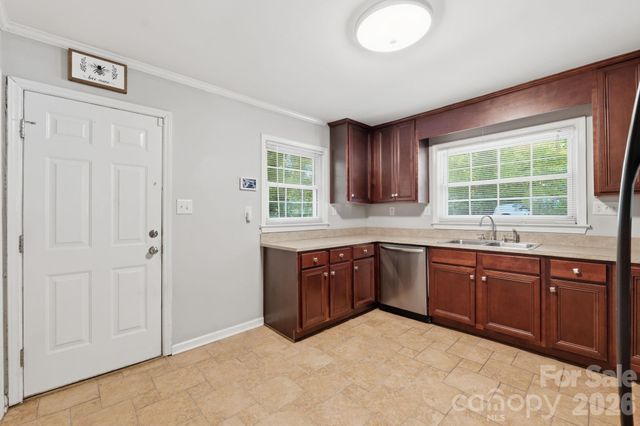 153 American Avenue NE, Concord, NC 28025