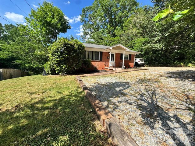 153 American Avenue NE, Concord, NC 28025