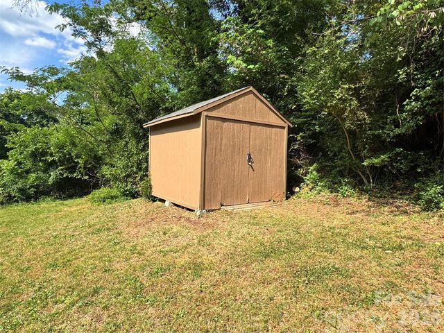 153 American Avenue NE, Concord, NC 28025
