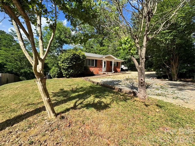 153 American Avenue NE, Concord, NC 28025