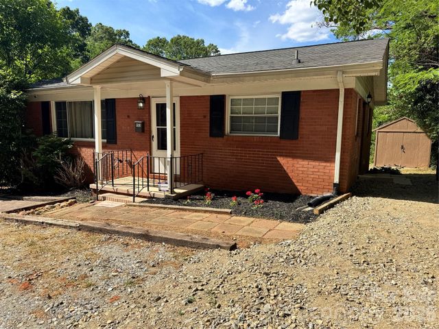 153 American Avenue NE, Concord, NC 28025