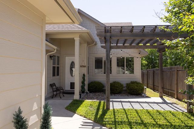 702 Silo ST, San Marcos, TX 78666